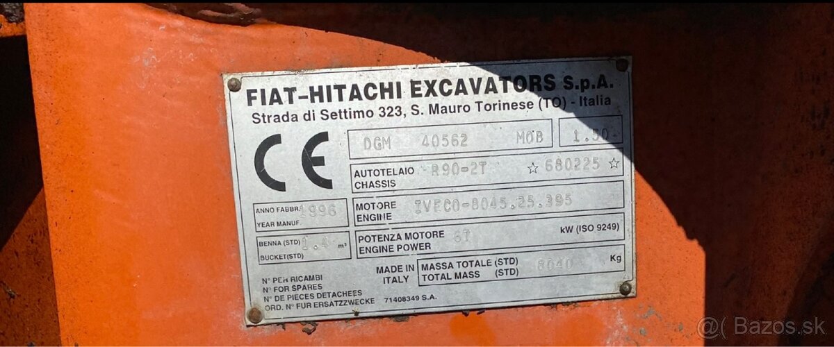 Čelný nakladač Fiat Hitachi fr90 - 3