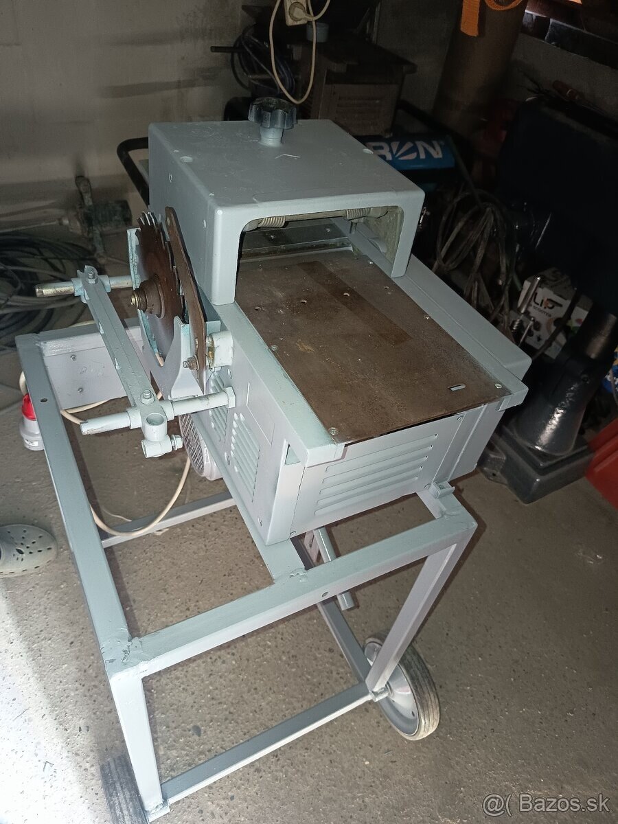 Hoblovačka, hrúbkovačka, cirkulár Výkon 1,1kw /380 v - 3
