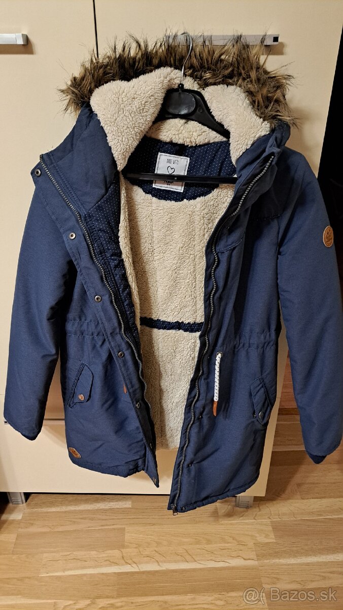 Predám dievčenskú zimnú bundu - 3