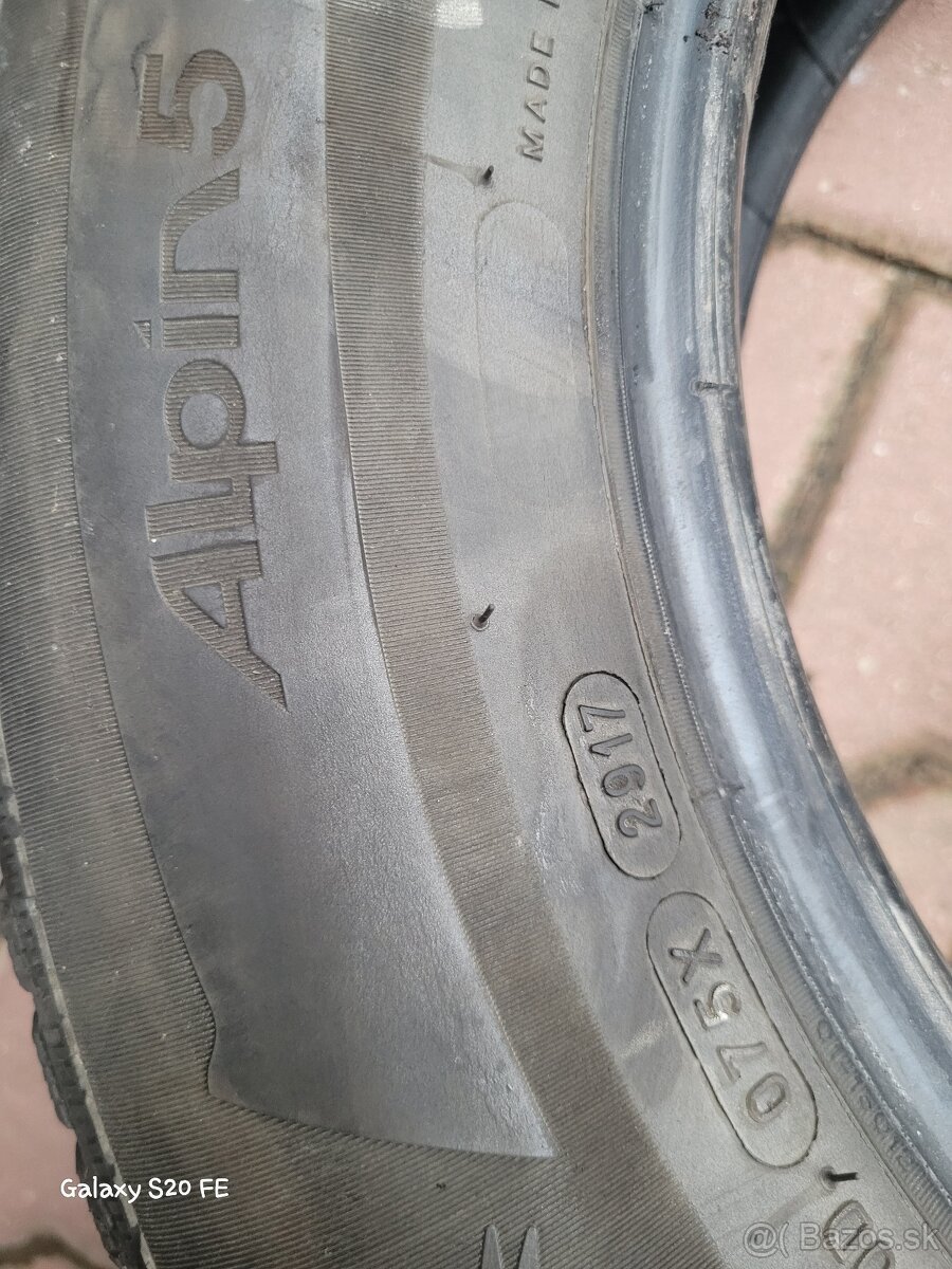 Michelin 215/65/16 - 3