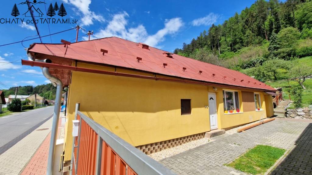 Útulný 3i domček na slnečnom pozemku Nízke Tatry - 3