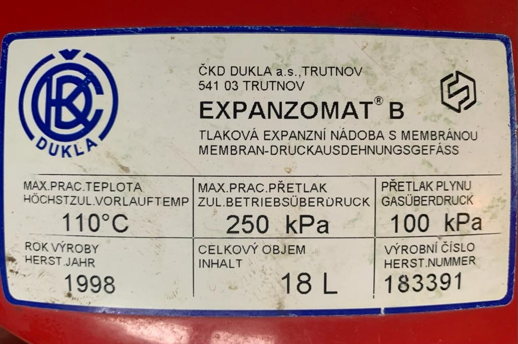 Expanzná nádoba 18 L - 3