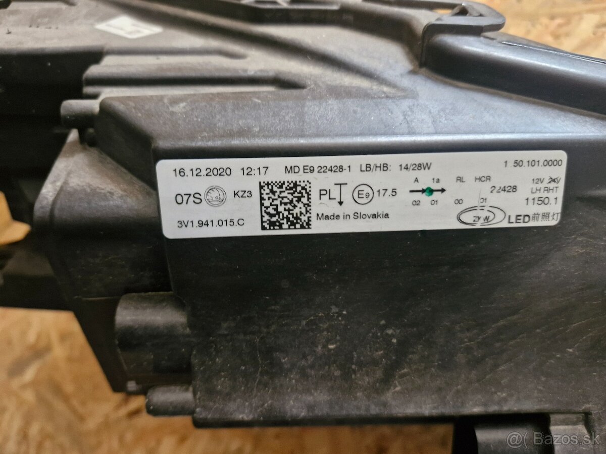 Svetlomet Superb 3 - 3