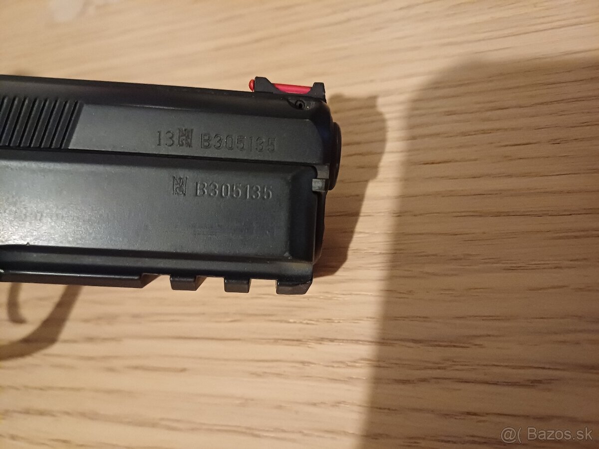 Predám pištoľ CZ SP 01 shadow - 3