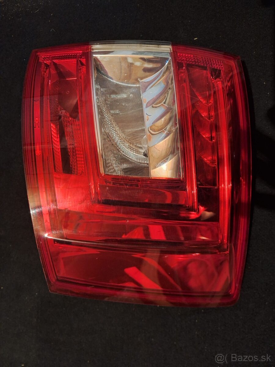 SKODA OCTAVIA III COMBI ZADNE LAMPY - 3