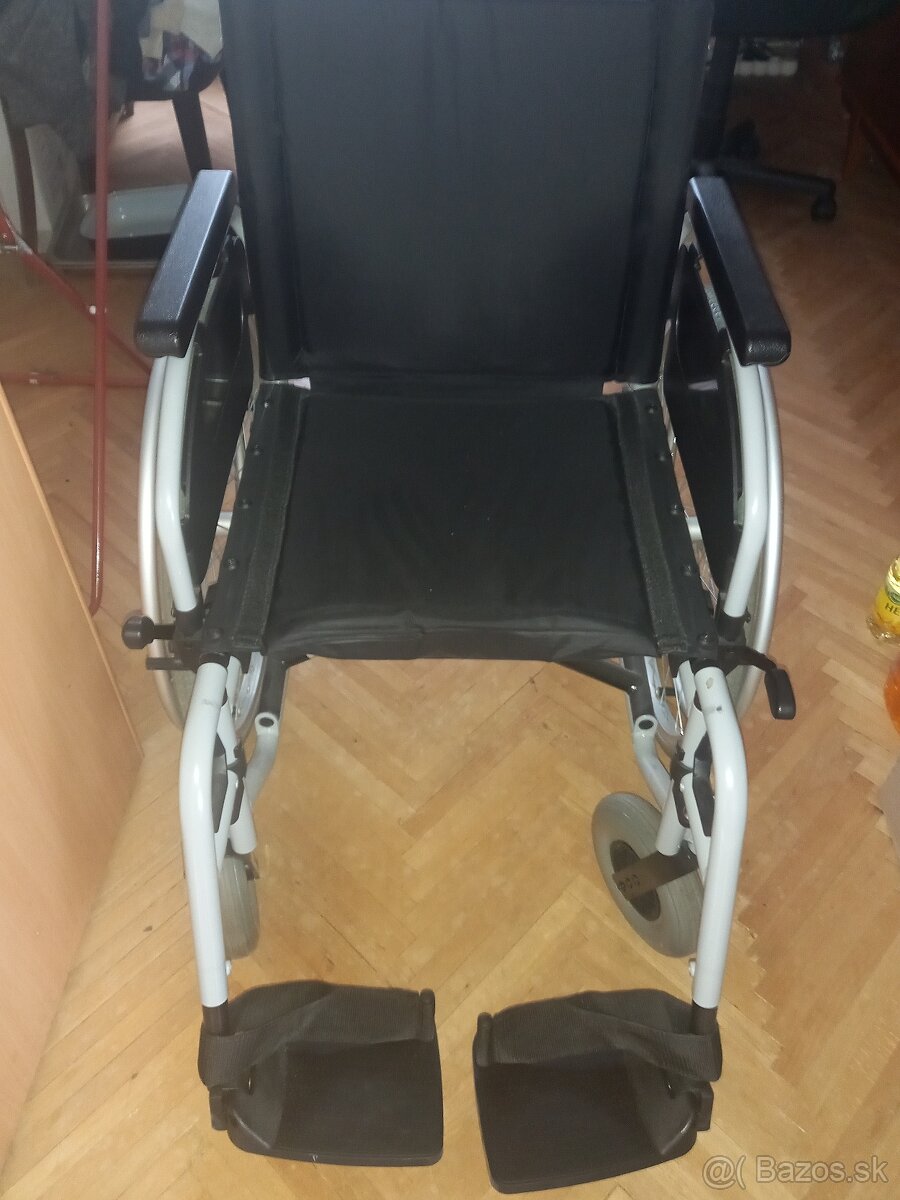 Predám invalidný vozík - 3