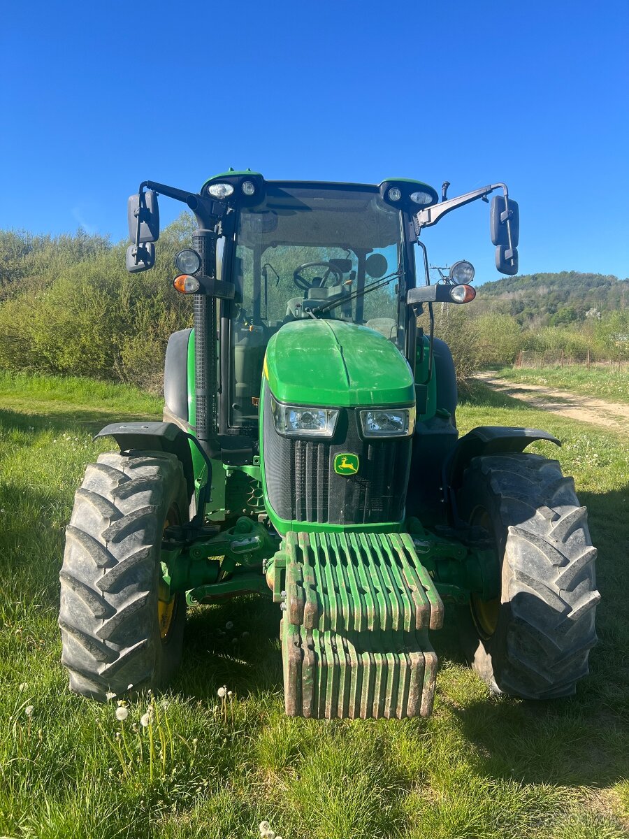 John Deere 5100R - 3
