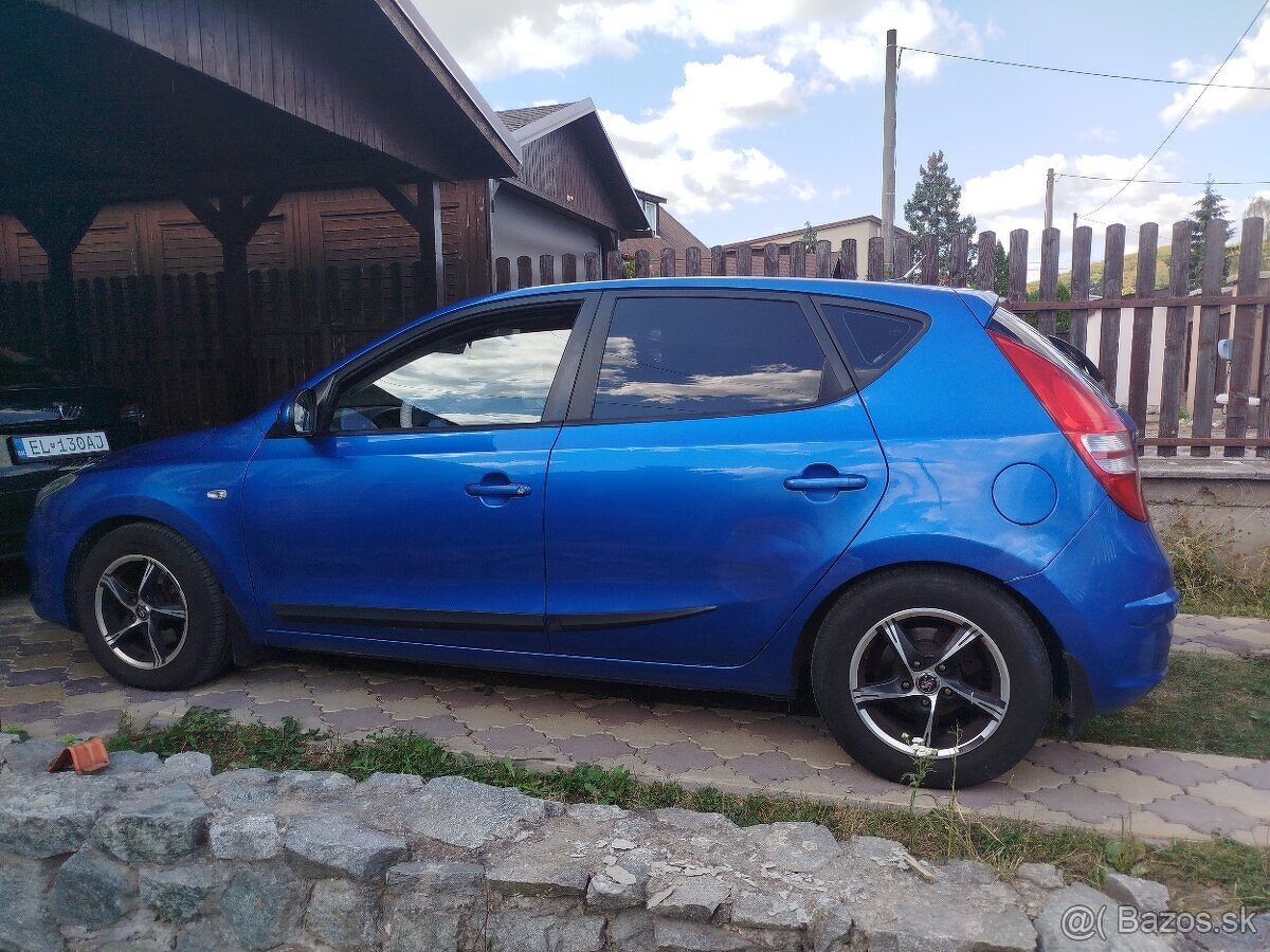 Hyundai i30 1.6 CRDI - 3