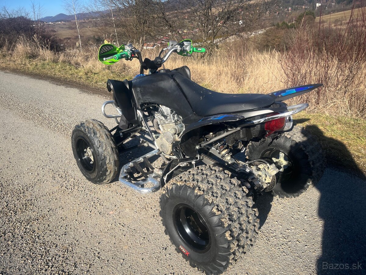 Yamaha raptor 250