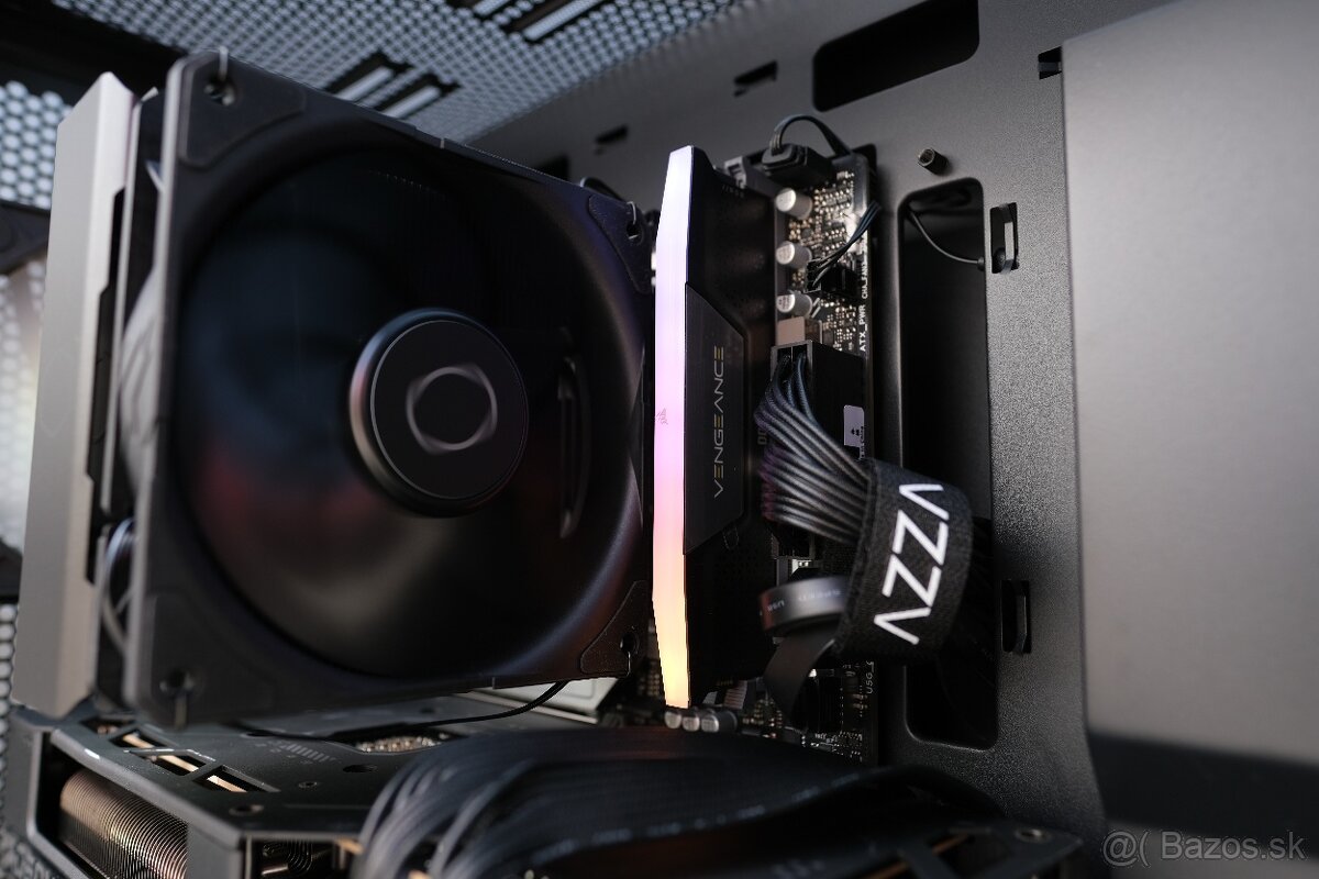 Herný PC, Ryzen 7 9700X, RX 7900 GRE, 32GB RAM, SSD - 3