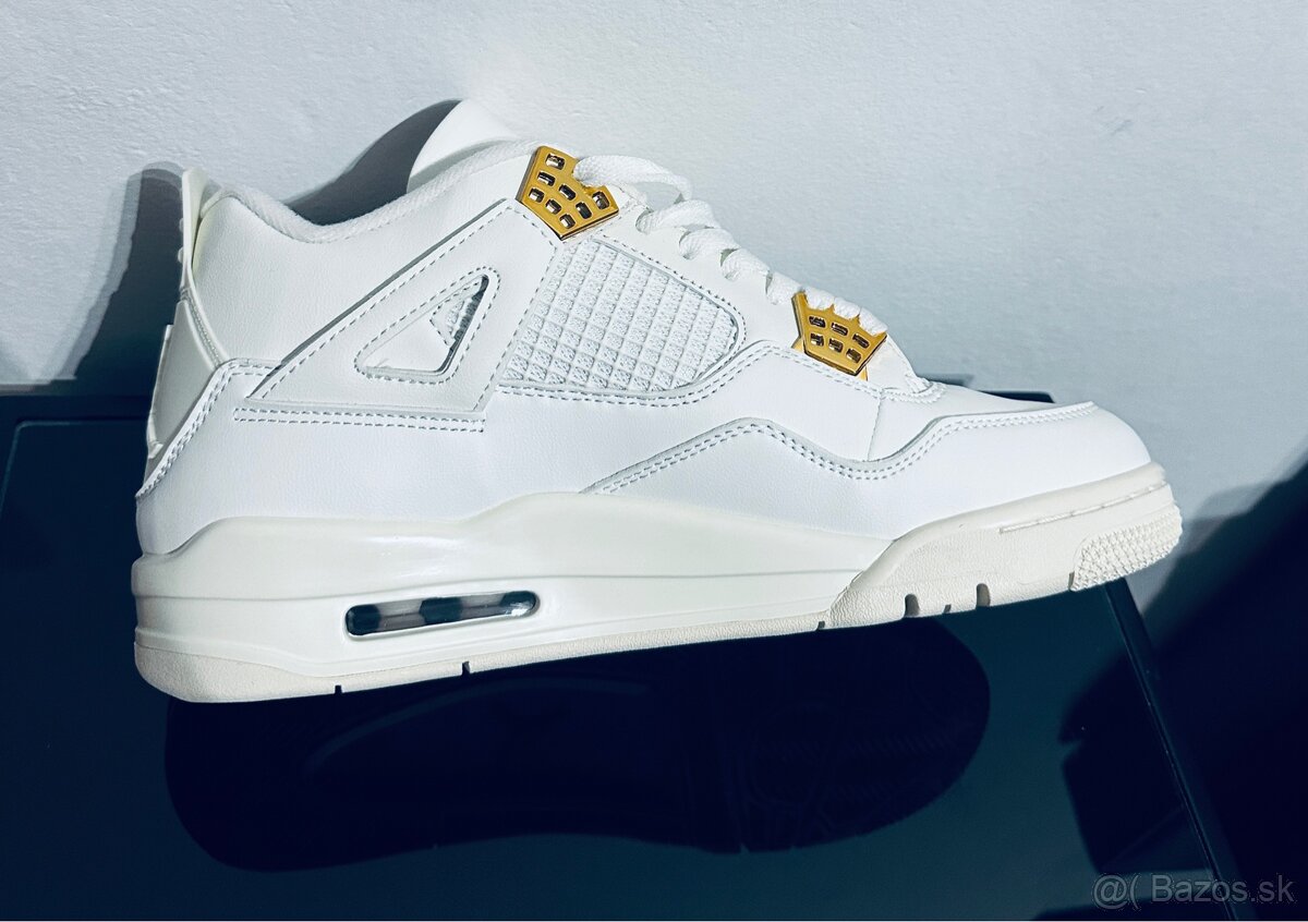 Jordan 4 metallic gold nove - 3