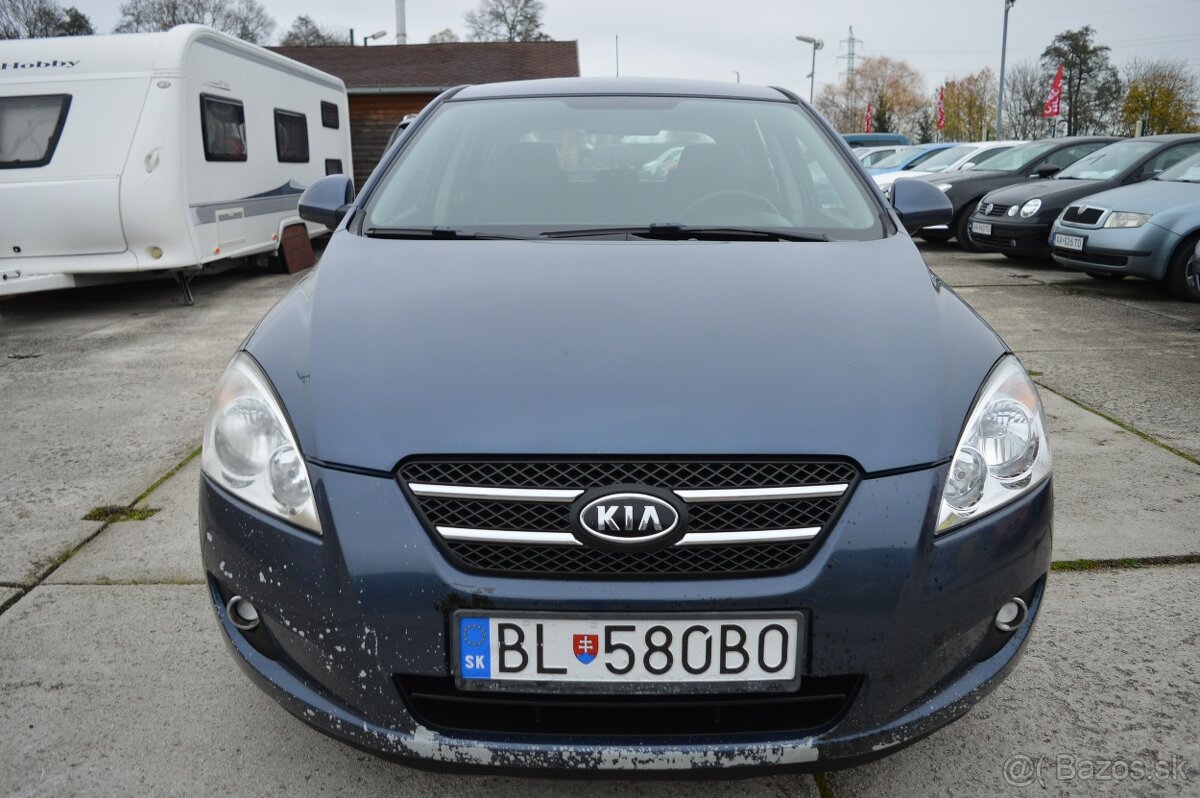 Kia Ceed 1,6CRDi 85kW EX Slovenské STK 6/2027 klíma - 3