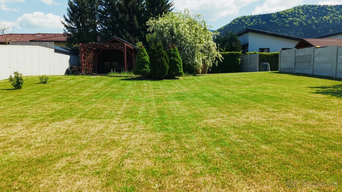 POZEMOK VIŠŇOVÉ - 3