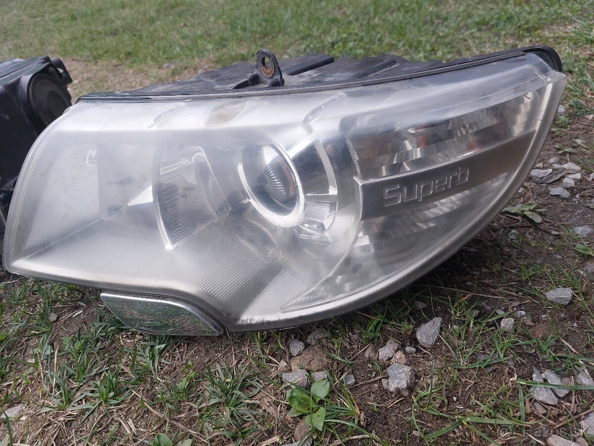 predné svetlá Superb II - 3