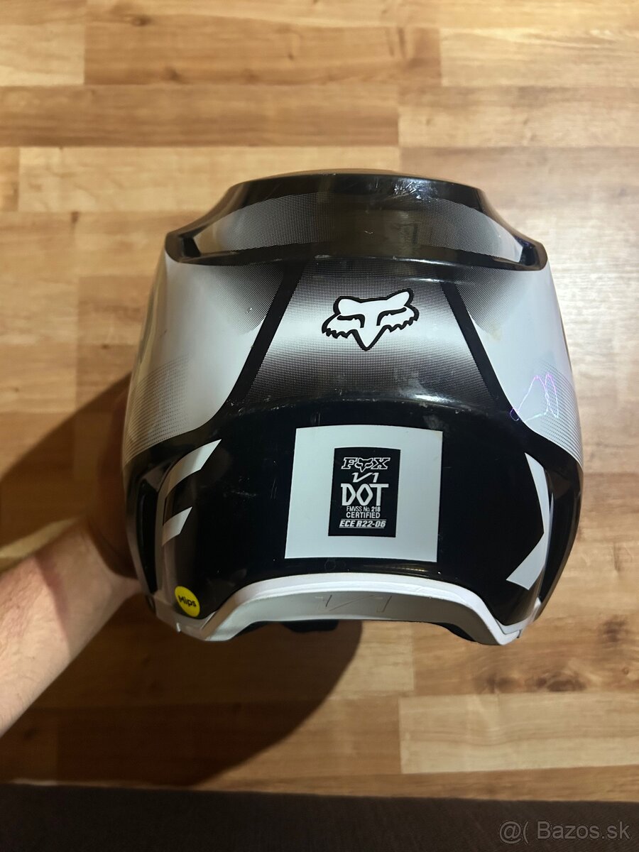 Fox V1 ECE 22.06 2023 - 3