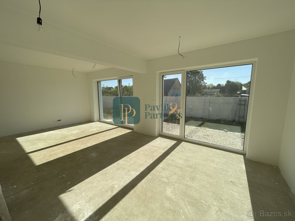 Predaj 4.izbový rodinný dom,novostavba, Mojmírovce 14km od N - 3