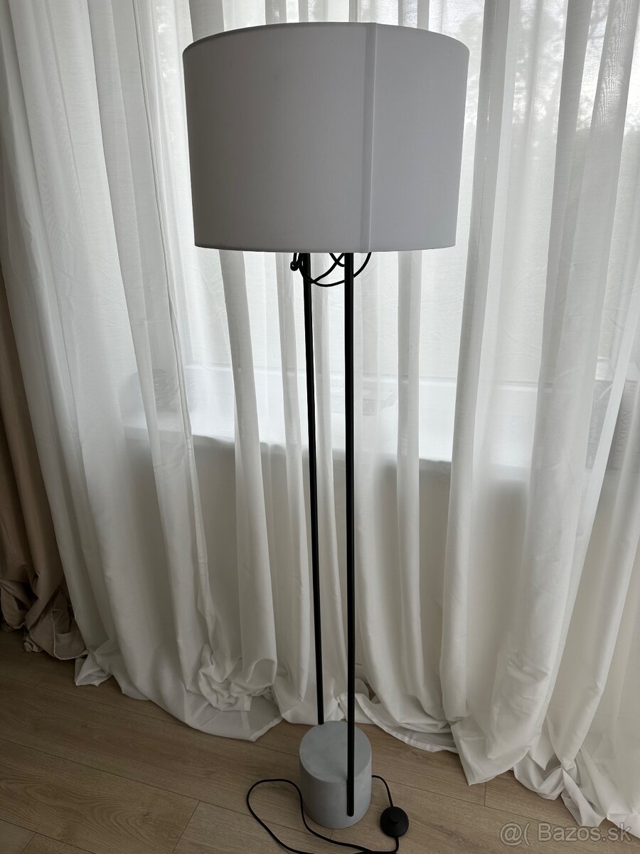 Stojaca lampa - 3