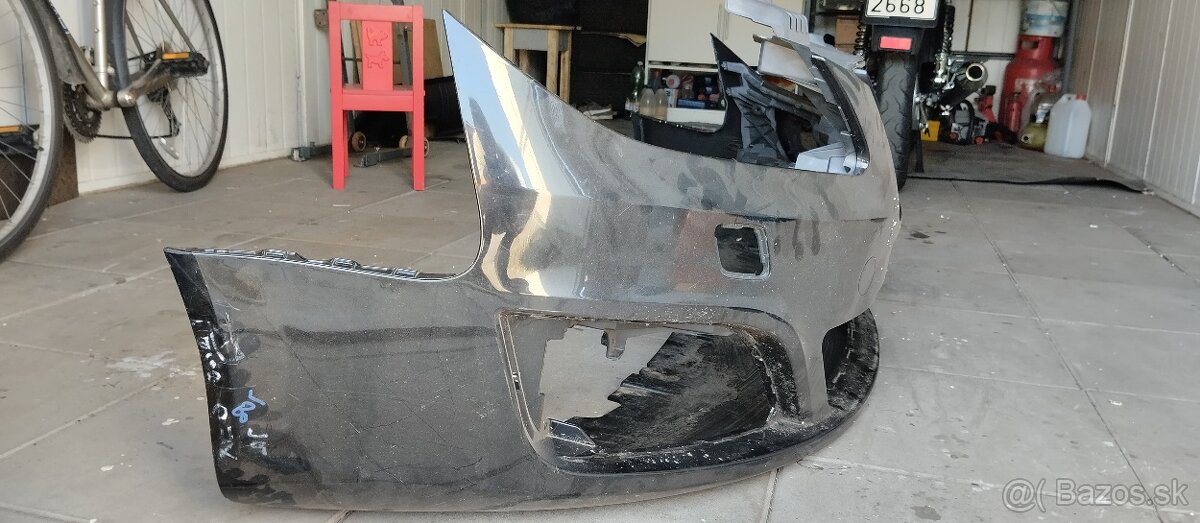 Seat Exeo přední nárazník - 3