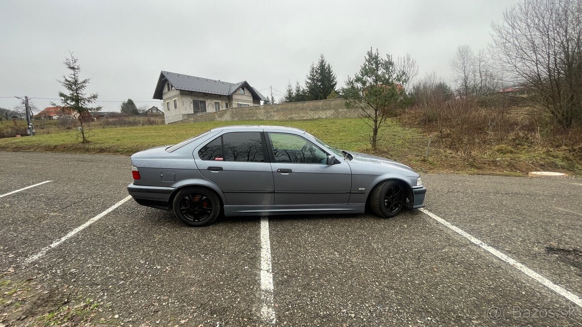 Bmw e36 318tds - 3