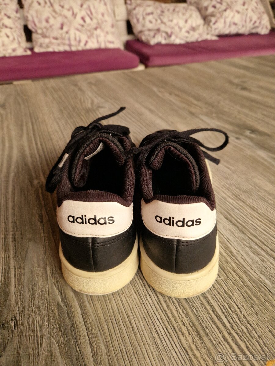 Adidas Tenisky - 3