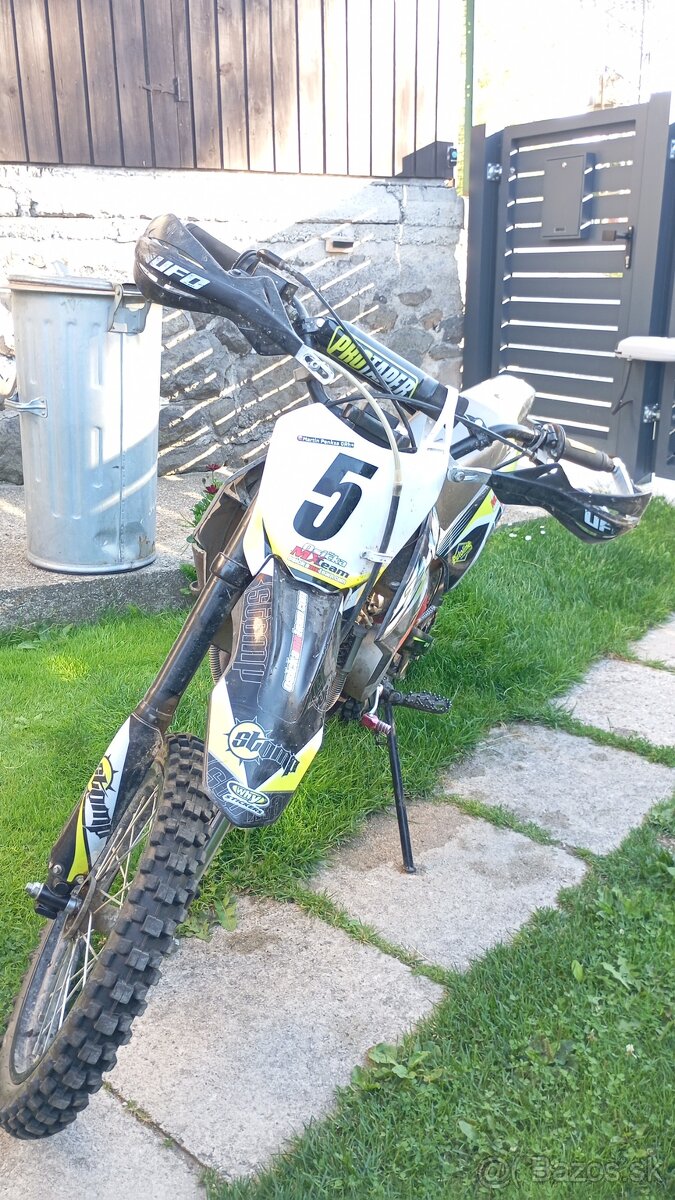 Stomp Z3 140