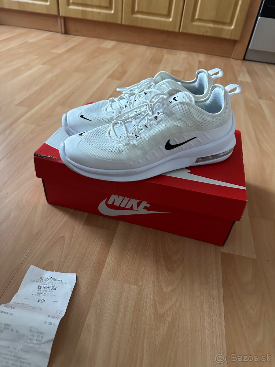 Nike Air Max Axis - 3