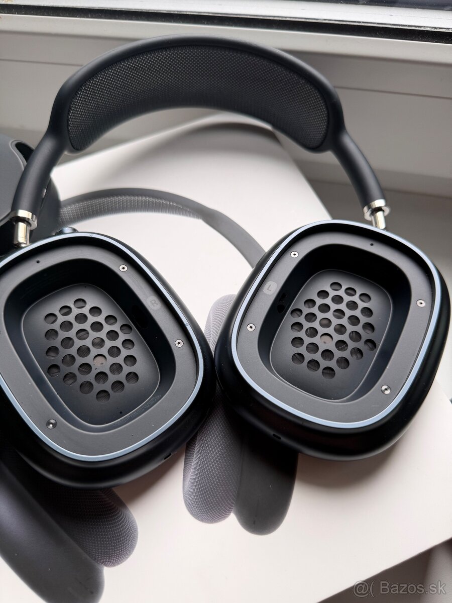 AirPods Max USB-C Midnight - 3