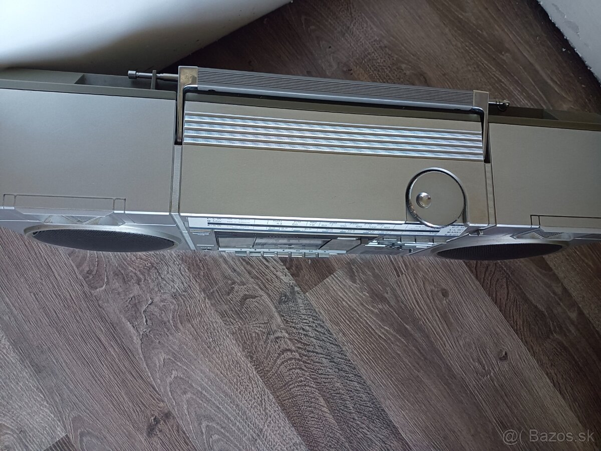 Sharp GF7500,top stav Japan - 3