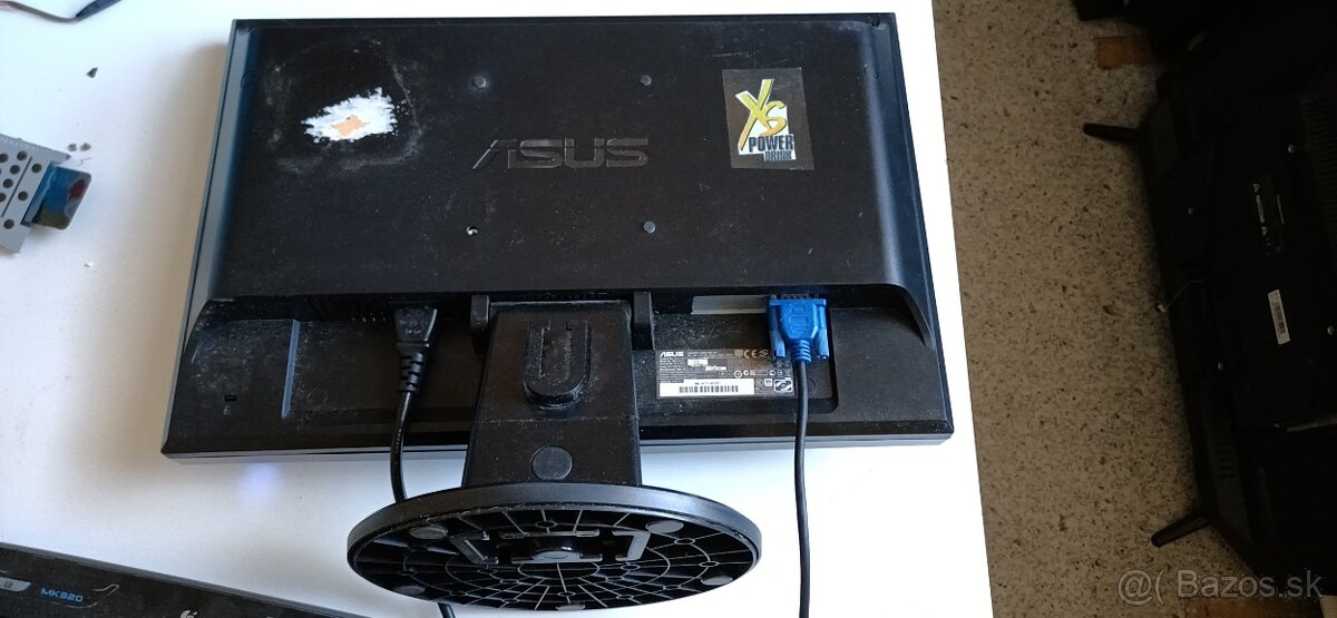 Predam plne funkcny 19" led monitor Asus VW193DR - 3