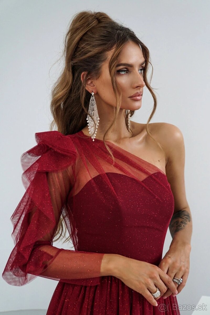 Bordové tylové trblietavé šaty - 3