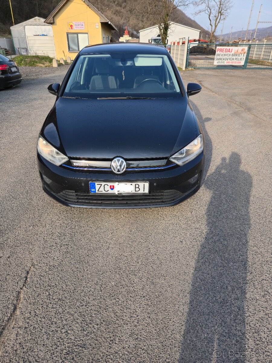 Wolkswagen Golf Sportvan - 3