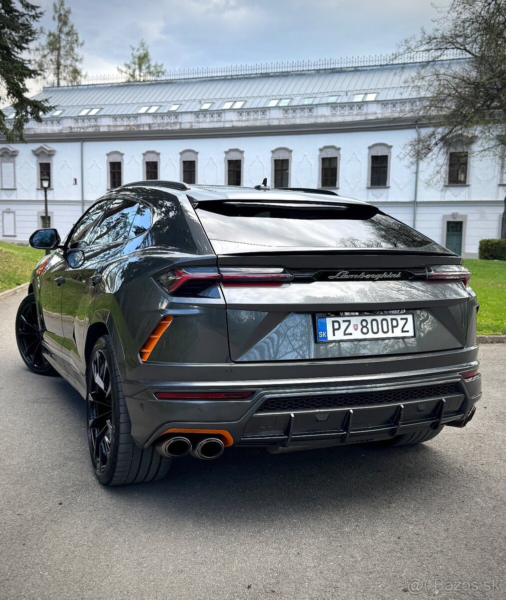LAMBORGHINI URUS 4.0 V8 - 3