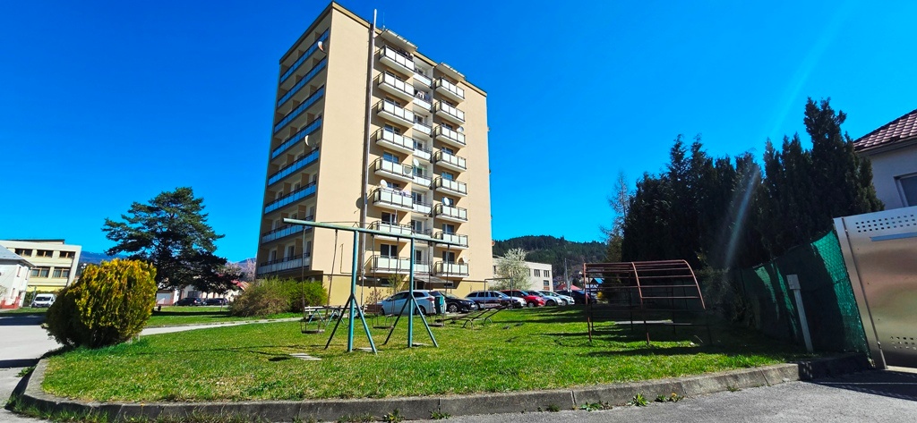 Predaj 1i. bezbariér. slnečný byt, loggia, balkón- Brusno - 3