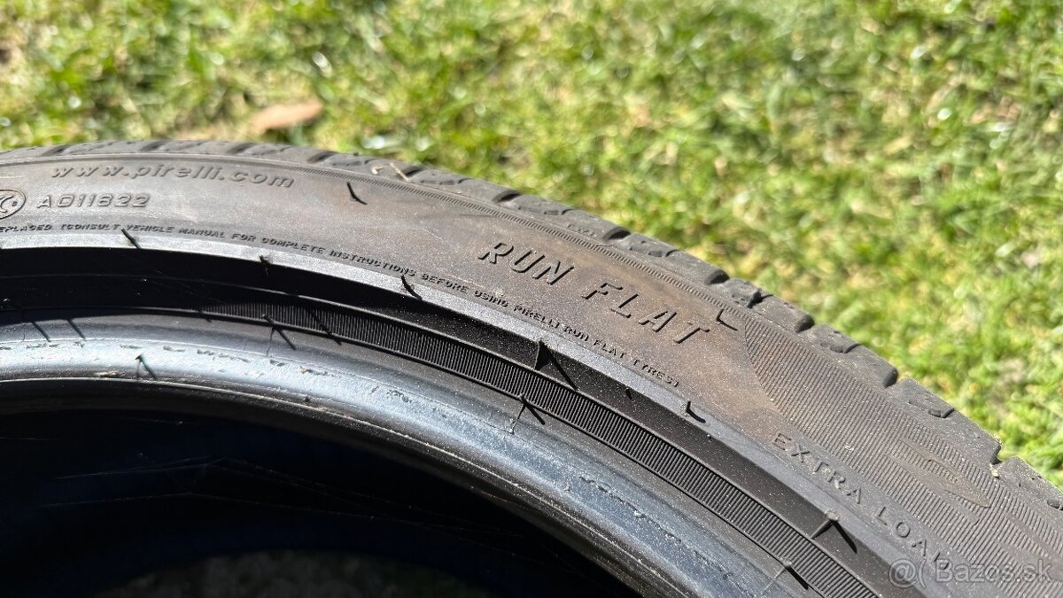 Pirelli Cinturato P7 275/35 R19 - 3