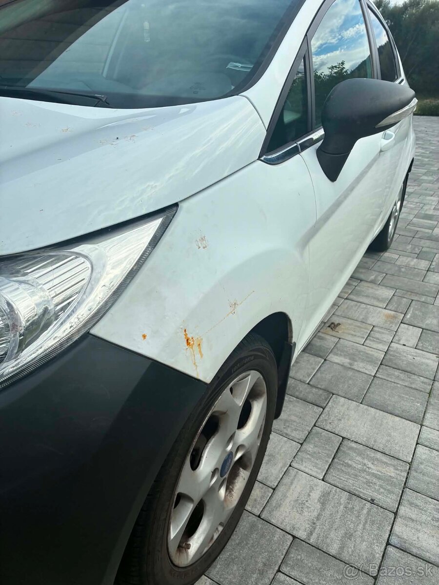 Ford fiesta - 3