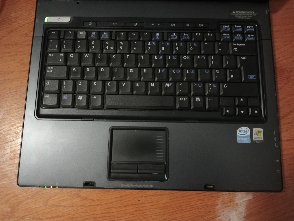 predám notebook HP COMPAQ NC6120 , WINDOWS 7. - 3