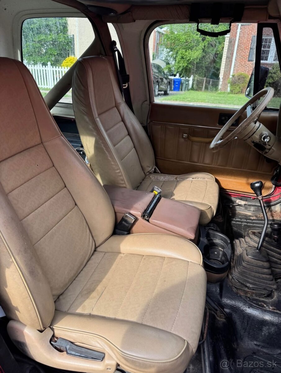 Jeep Wrangler YJ 4.0