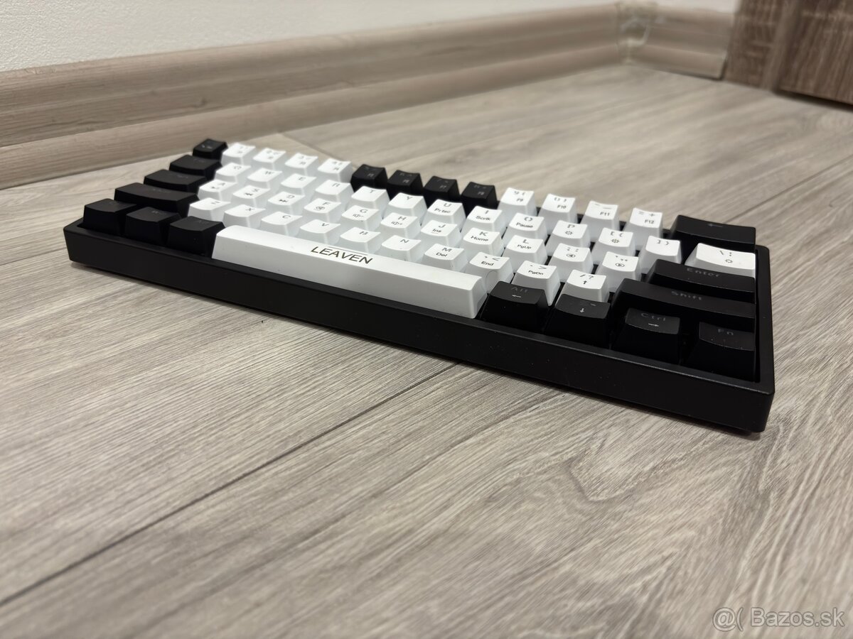Herná klávesnica 61% - 3