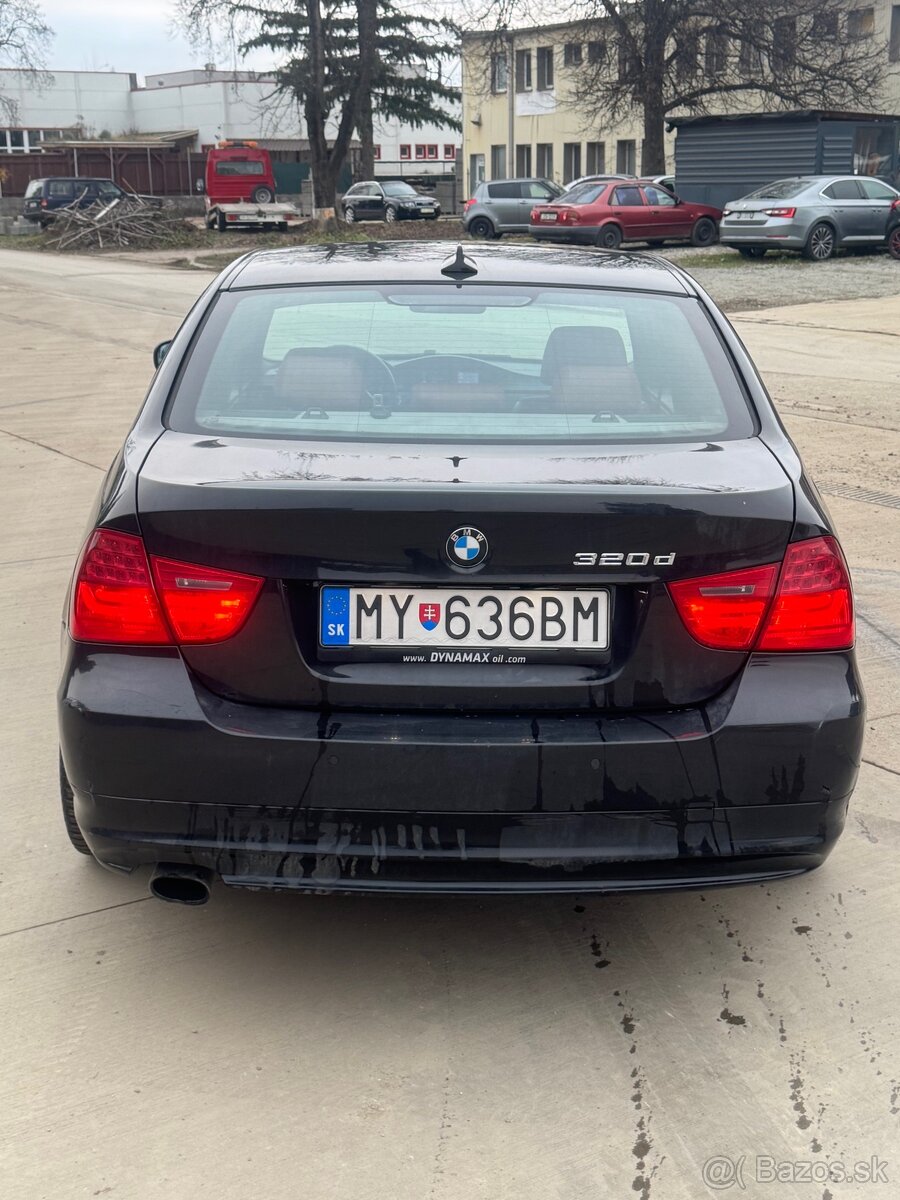 BMW E90 320xd - 3