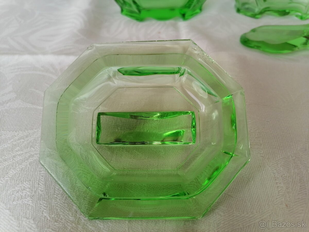 Hutné sklo - zelené - 3