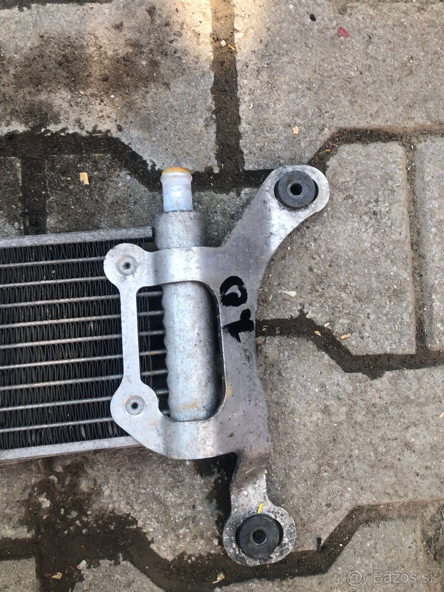 Predám pomocný chladič VW/Audi – 7L6 121 212 B - 3