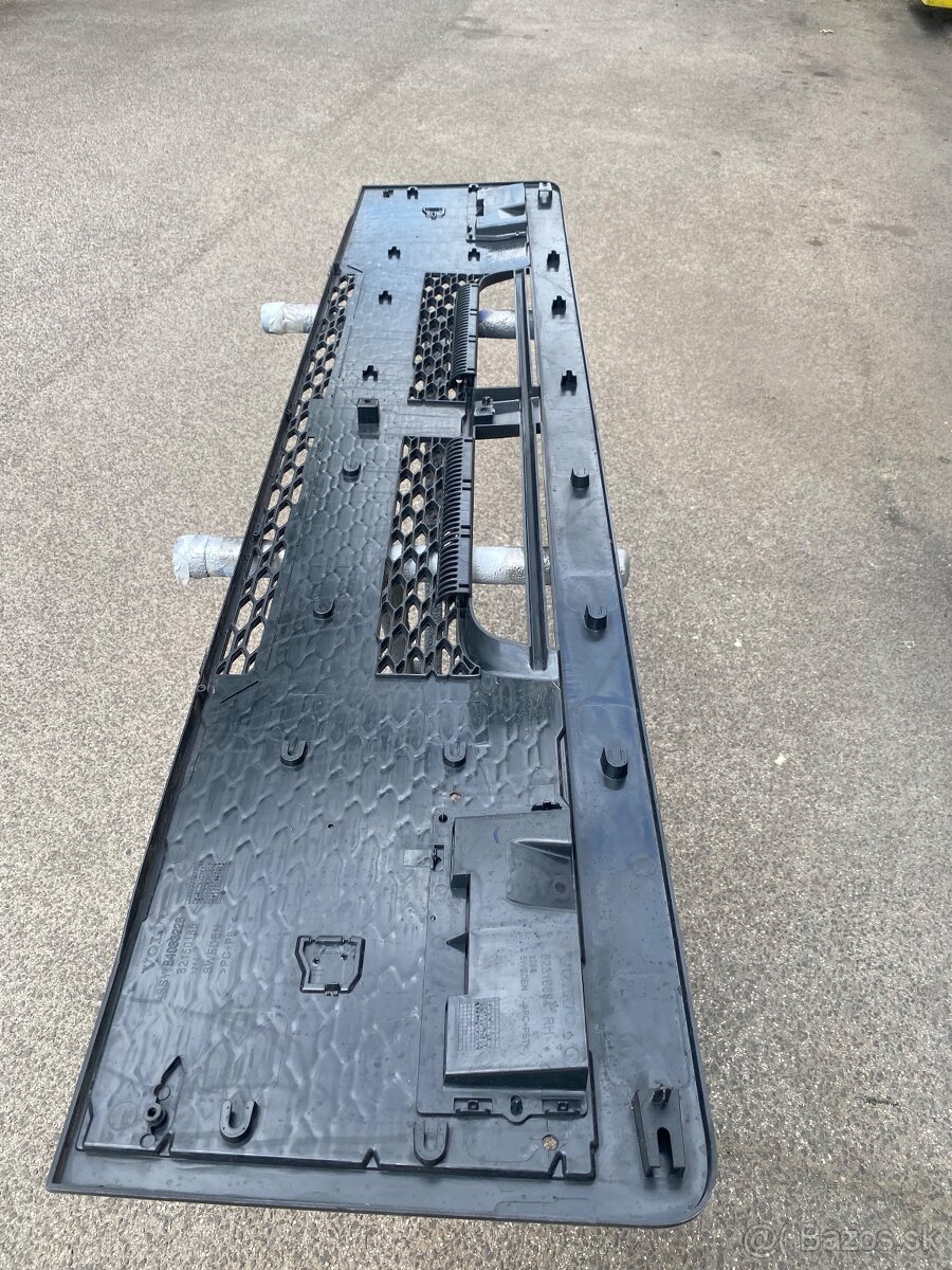 Volvo FH4 maska grill - 3