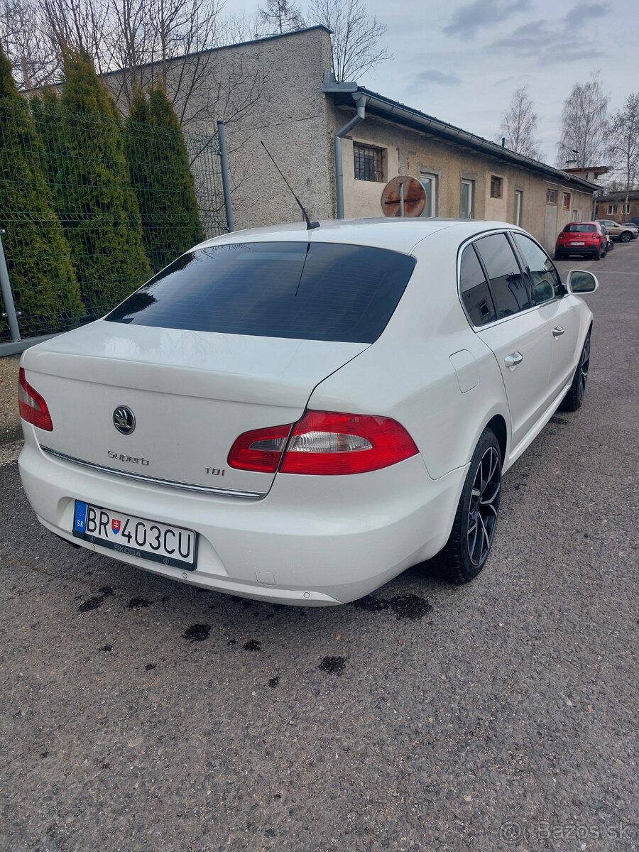 Škoda Superb - 3
