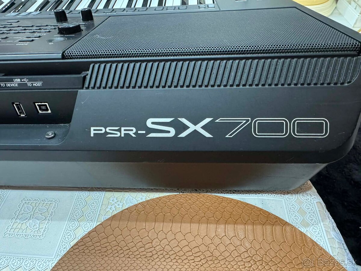 Predám Yamaha SX 700 - 3
