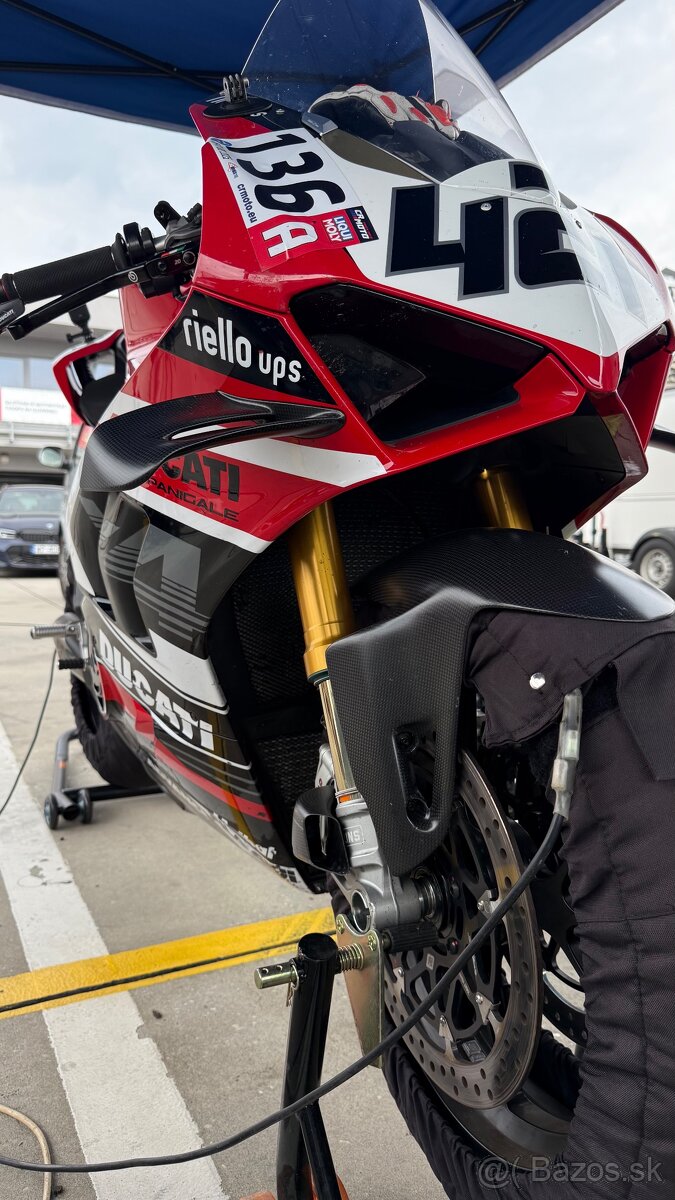 Ducati Panigale V4S 2022/12 - 3