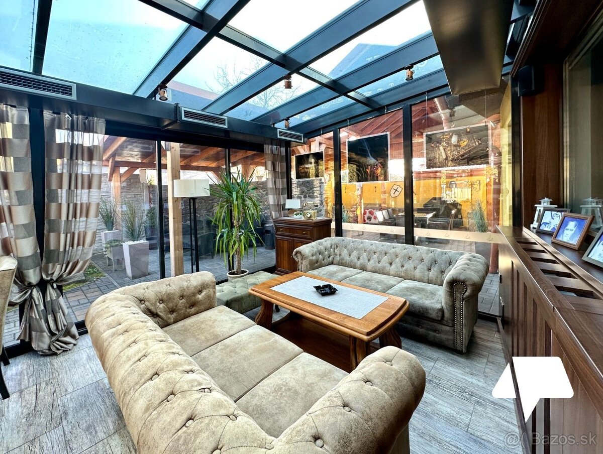 Predaj zabehnutá reštaurácia s veľkým 1- izb. bytom Zlaté Mo - 3