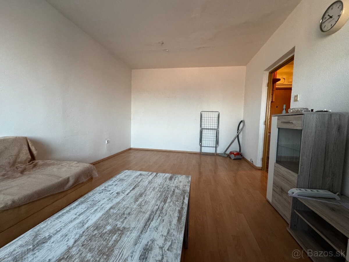 1-izbový byt na prenájom v detve - 3