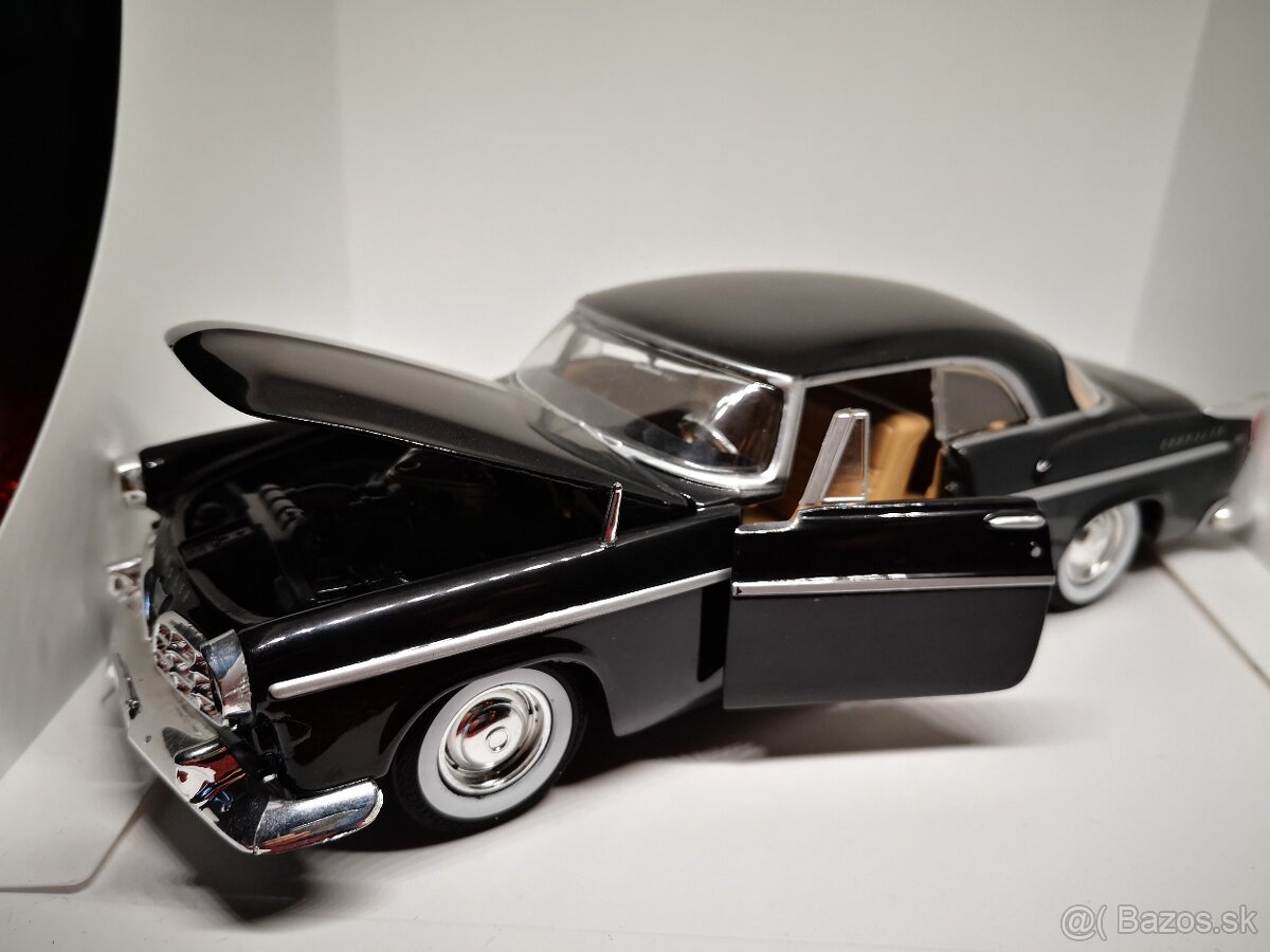 Predám zberateľský model Chrysler C 300, 1955 , 1:24 - 3