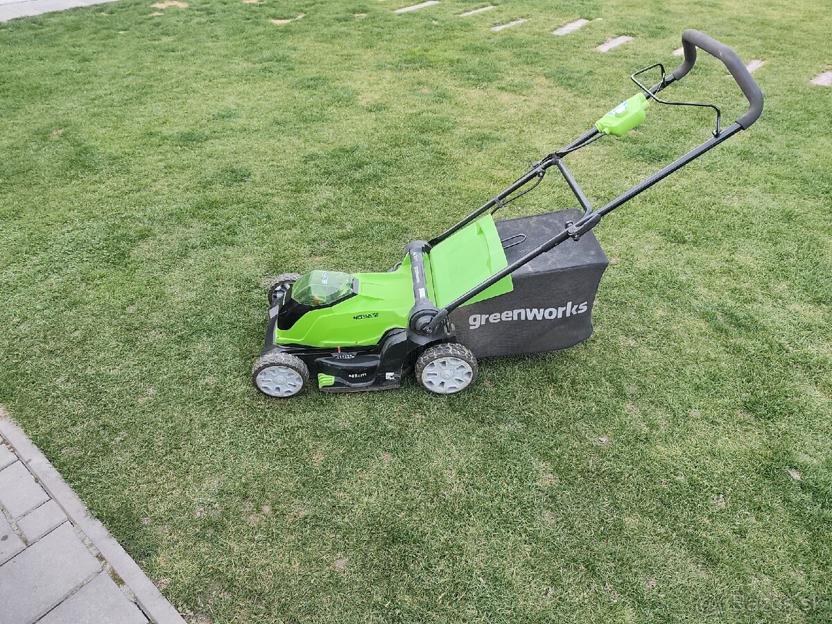 Elektrická kosačka GreenWorks - 3