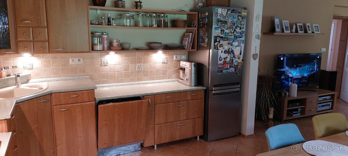 Kuchynská linka - 3
